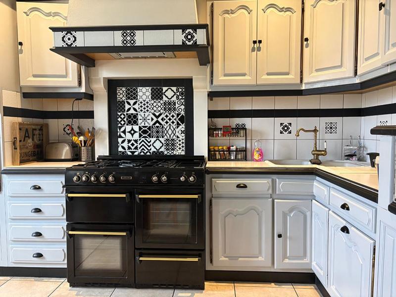 Maison - 219 m² - 8 pièces