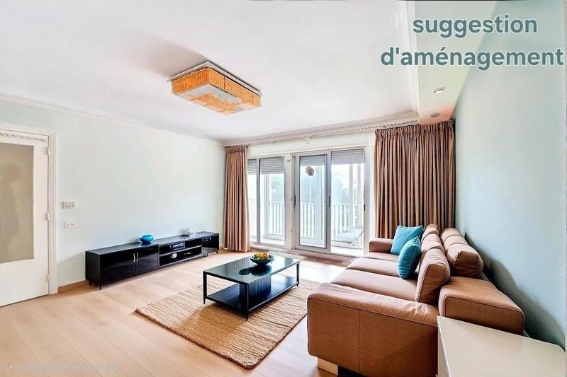 Appartement - 96 m² - 5 pièces