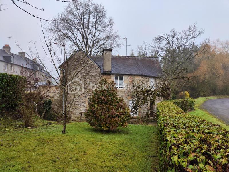 Maison en pierre - 100 m² - 5 pièces