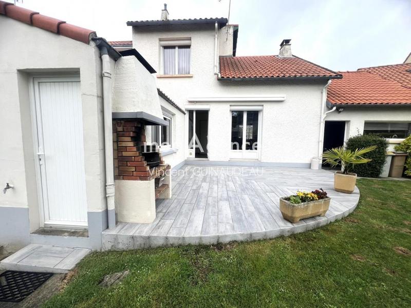 Maison - 96 m² - 4 pièces