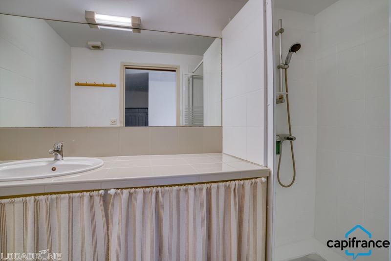 Maison - 190 m² - 9 pièces