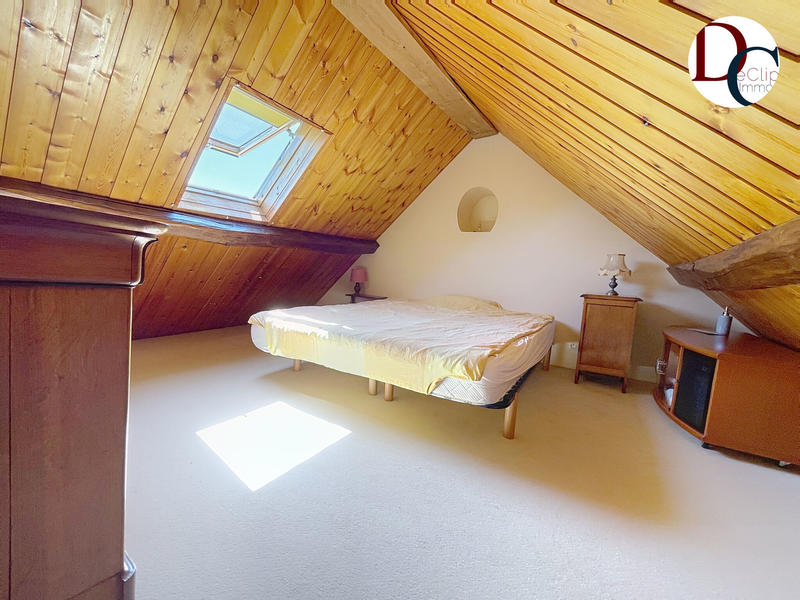 Maison - 183 m² - 7 pièces