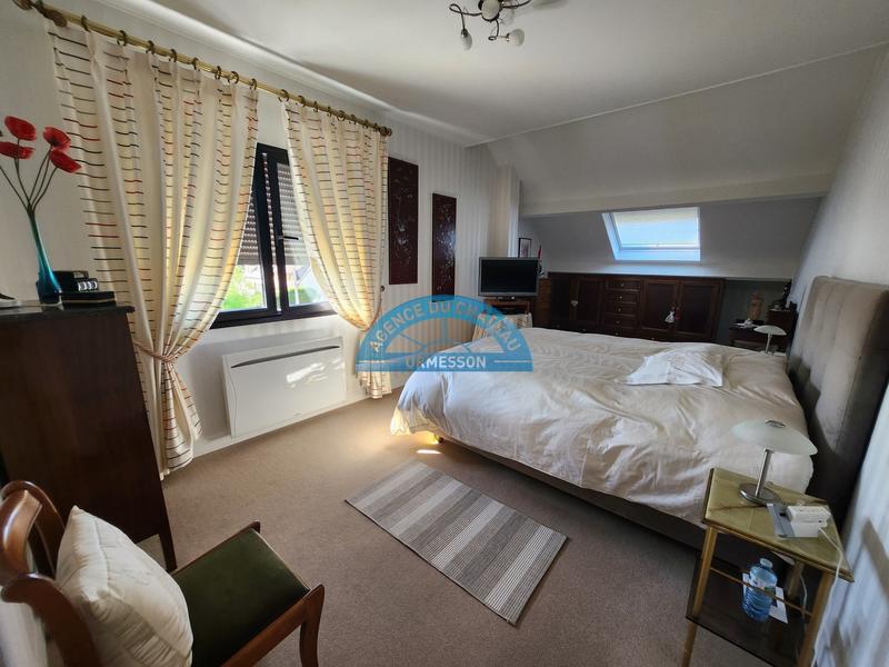 Maison - 165 m² - 6 pièces