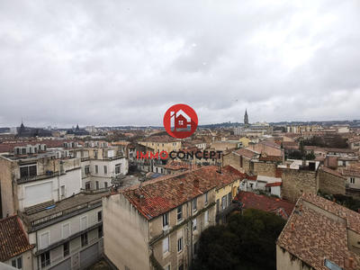 Appartement - 80 m² - 4 pièces