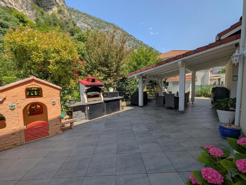 Villa - 150 m² - 6 pièces