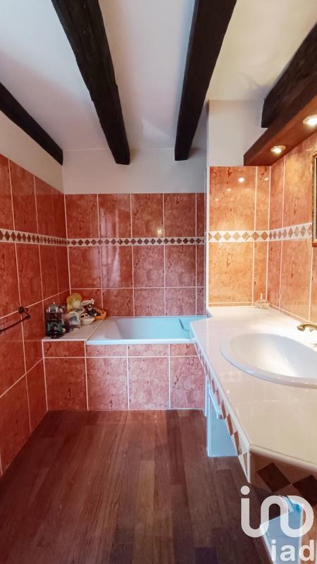 Maison - 188 m² - 9 pièces