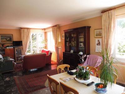 Maison - 172 m² - 7 pièces