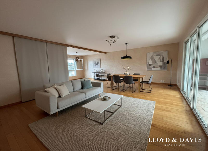 Appartement - 94 m² - 4 pièces