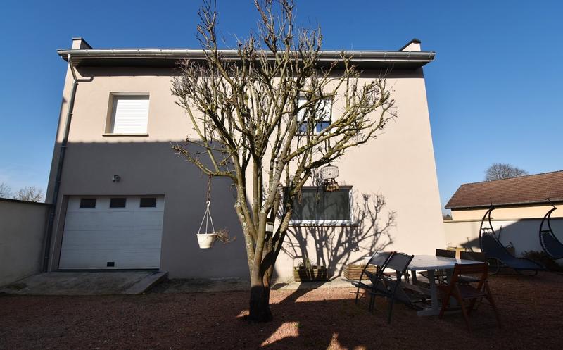 Maison - 349 m² - 10 pièces