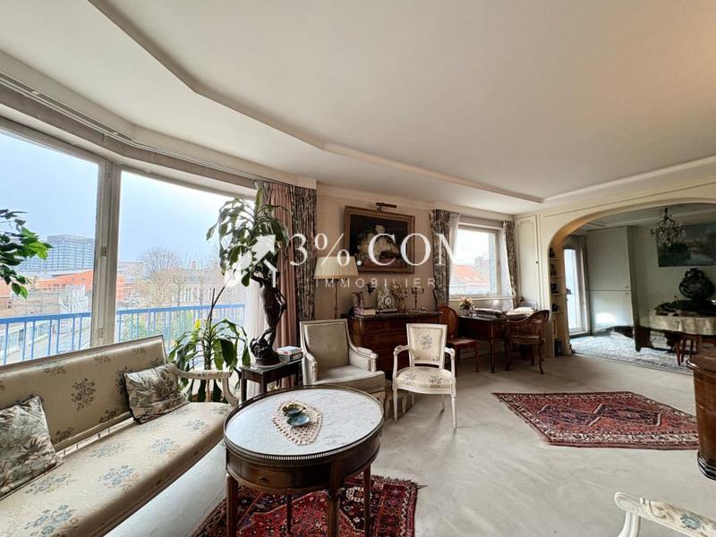 Appartement - 125 m² - 6 pièces