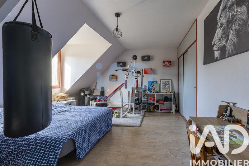 Maison - 135 m² - 8 pièces