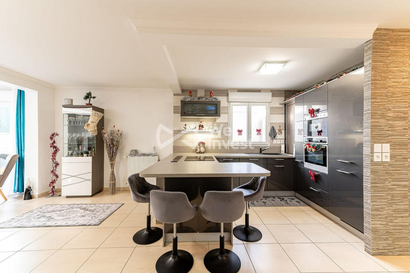 Maison - 122 m² - 6 pièces