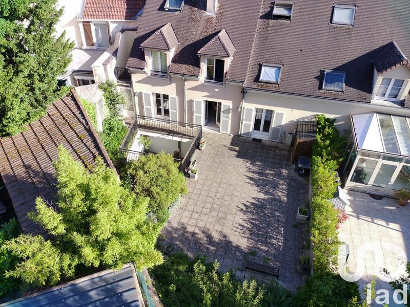 Appartement - 94 m² - 4 pièces