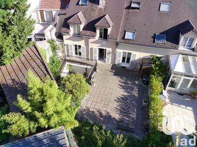 Appartement - 94 m² - 4 pièces