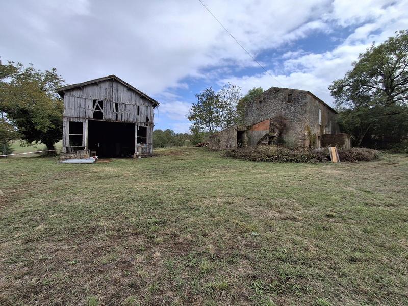 Maison traditionnelle - 77 m² - 2 pièces
