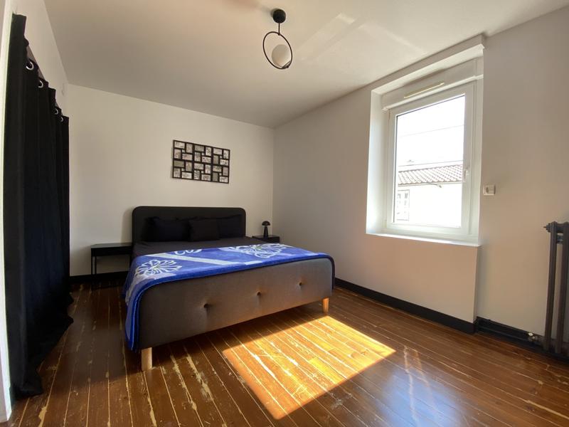 Local commercial - 130 m² - 7 pièces