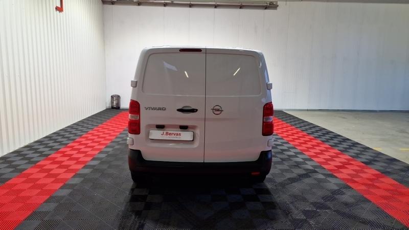 Opel Vivaro taille m bluehdi 120 ss bvm6