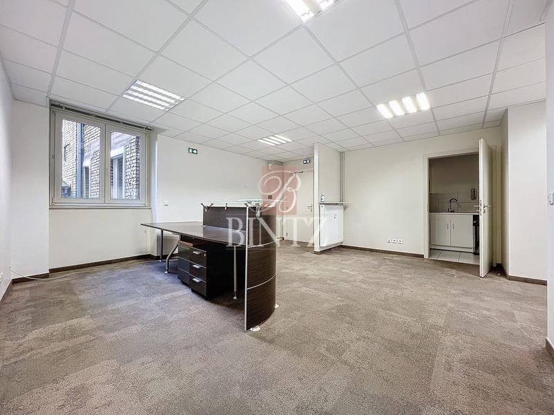 Bureau - 156 m²