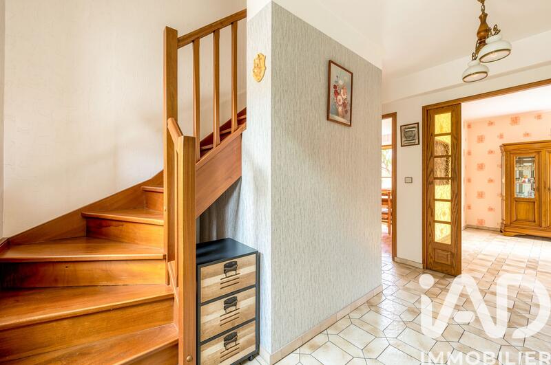 Maison - 122 m² - 7 pièces