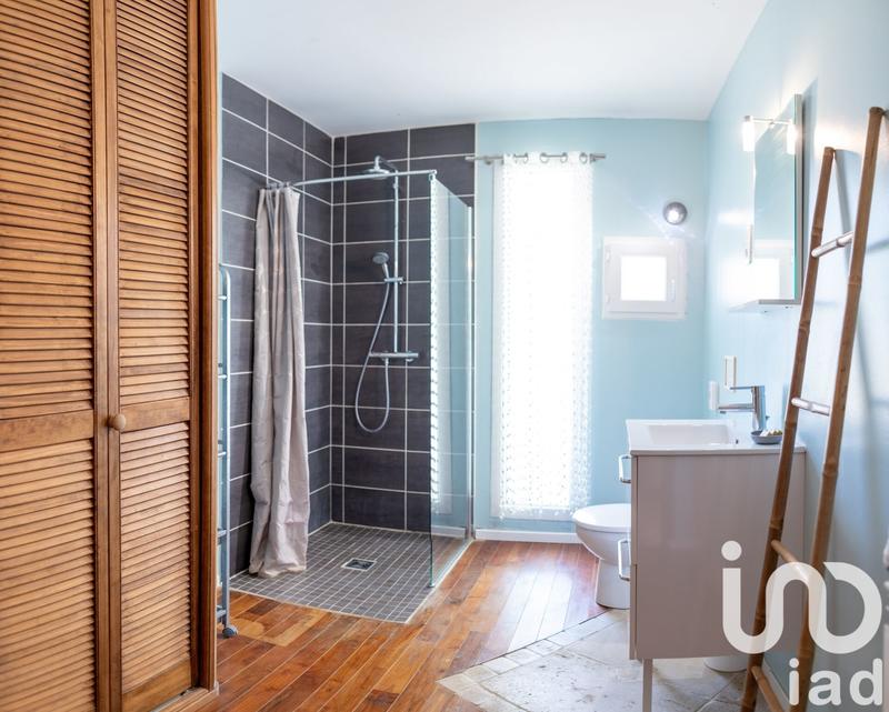 Maison - 322 m² - 11 pièces