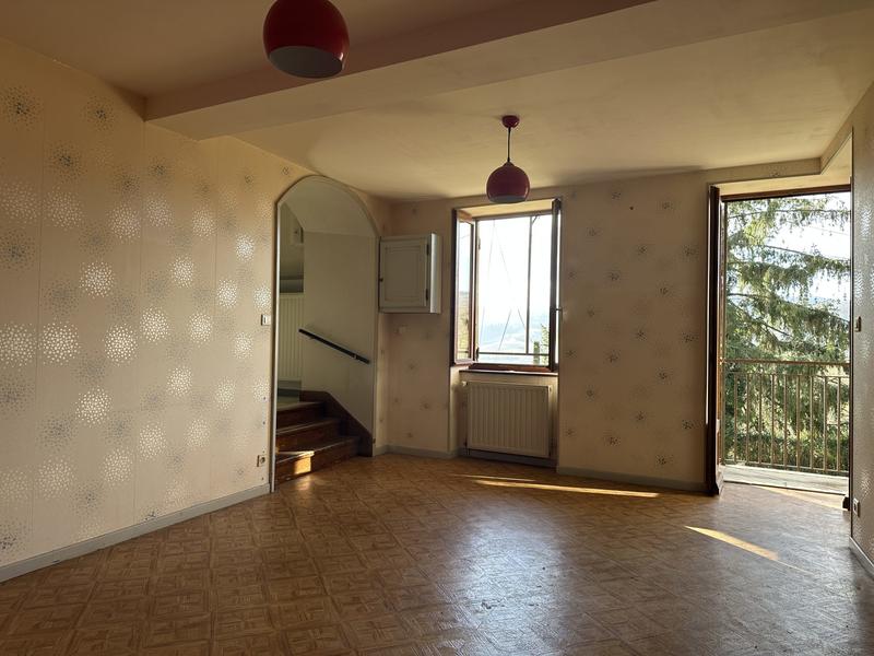 Maison - 195 m² - 12 pièces