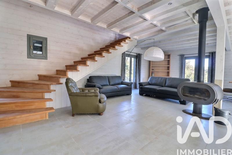 Maison - 227 m² - 6 pièces