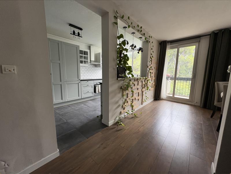 Appartement - 86 m² - 4 pièces