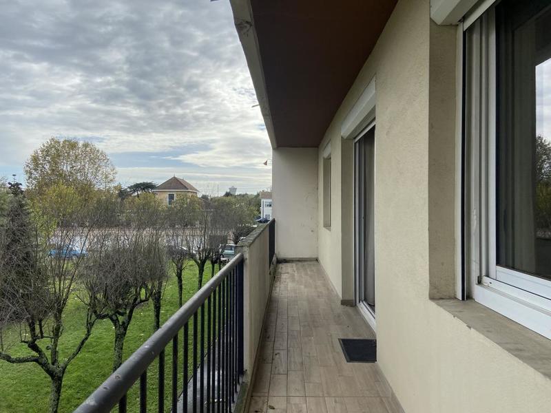 Appartement - 70 m² - 4 pièces