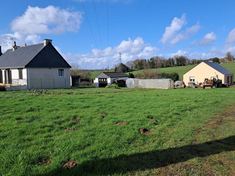 Terrain constructible - 700 m²