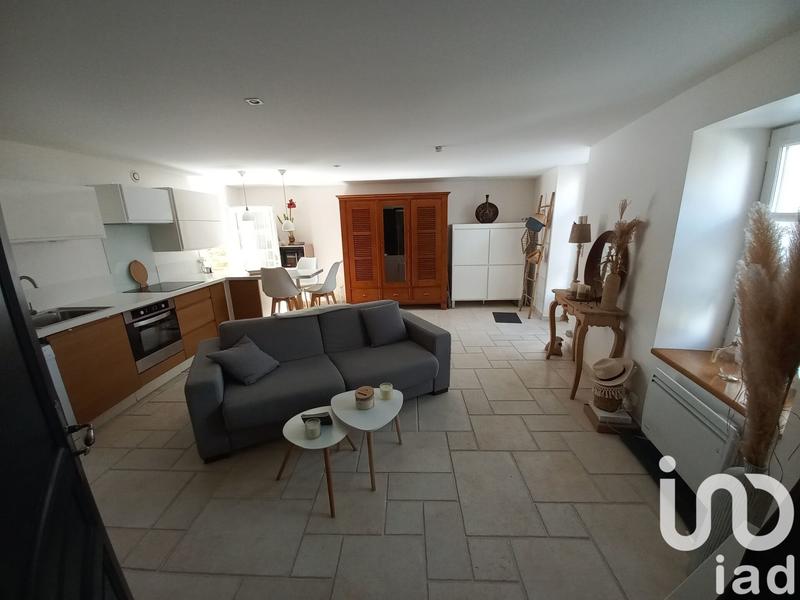 Maison - 275 m² - 9 pièces