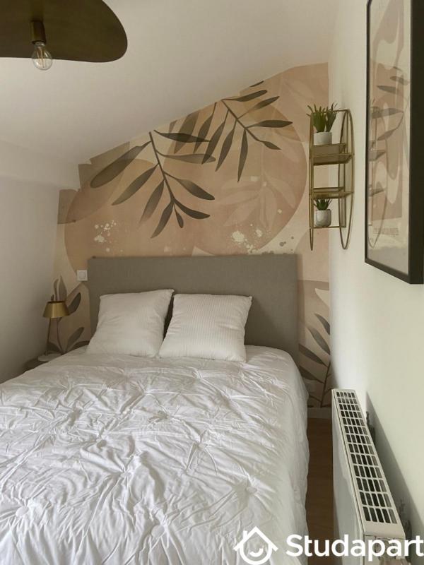 Chambre - 80 m² - 1 pièce