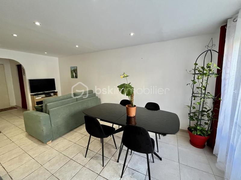 Appartement - 89 m² - 4 pièces