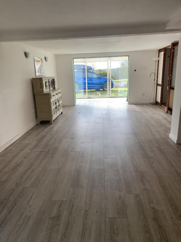 Maison - 180 m² - 8 pièces