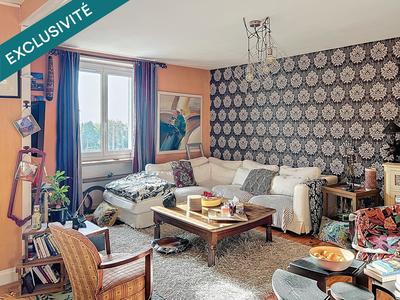 Maison - 207 m² - 7 pièces