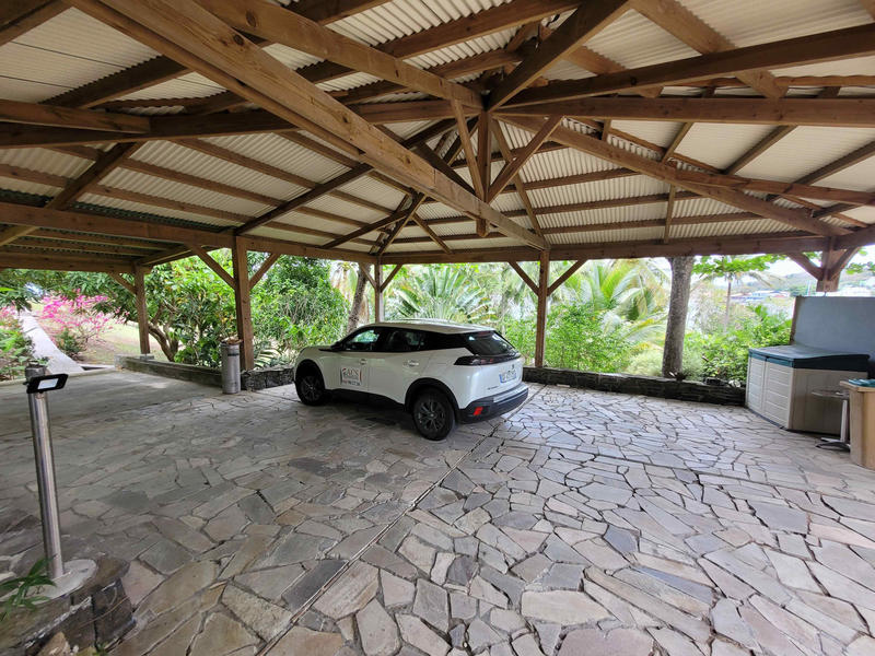 Maison - 225 m² - 8 pièces