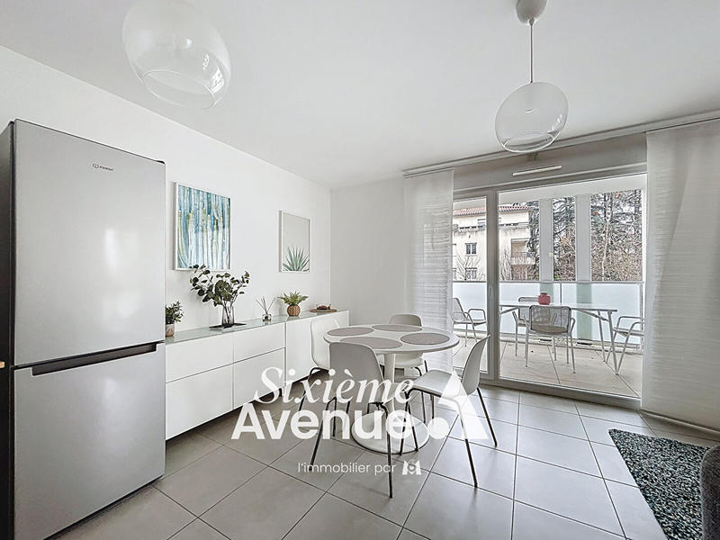 Appartement - 45 m² - 2 pièces