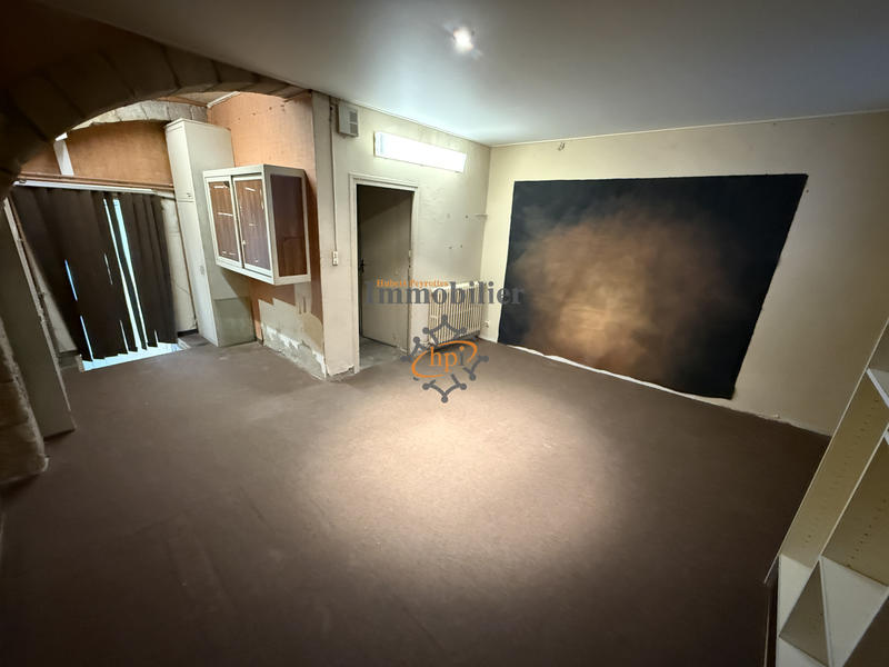 Local commercial - 77 m² - 3 pièces