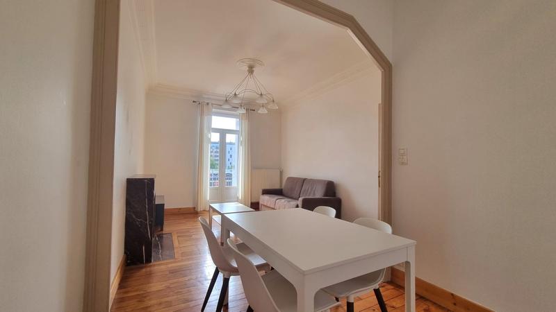 Appartement - 59 m² - 2 pièces