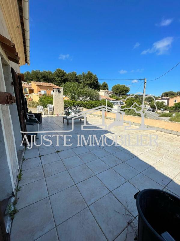 Maison - 262 m² - 11 pièces