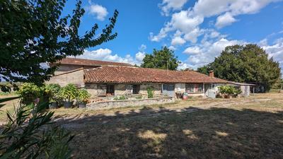 Propriété - 125 m² - 7 pièces