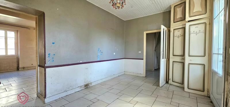 Maison - 145 m² - 8 pièces