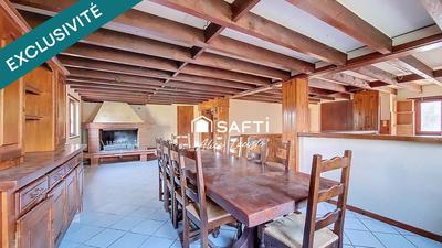 Maison - 140 m² - 5 pièces