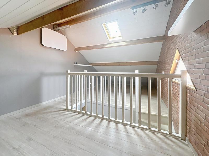 Maison - 177 m² - 9 pièces