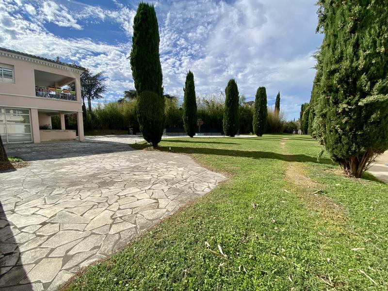 Appartement - 88 m² - 3 pièces