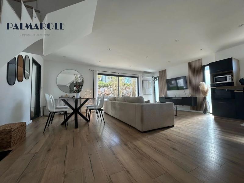 Villa - 100 m² - 4 pièces