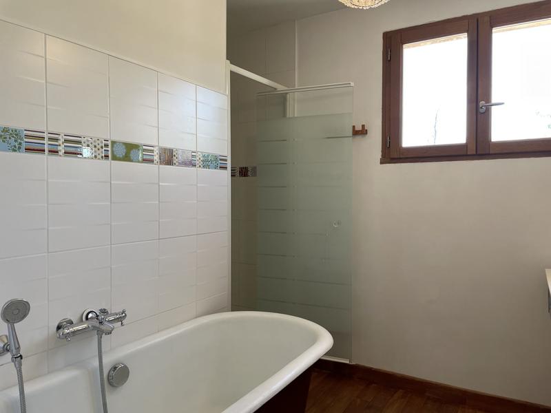 Villa - 192 m² - 7 pièces