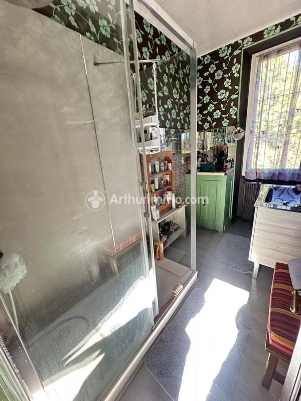 Maison - 121 m² - 7 pièces