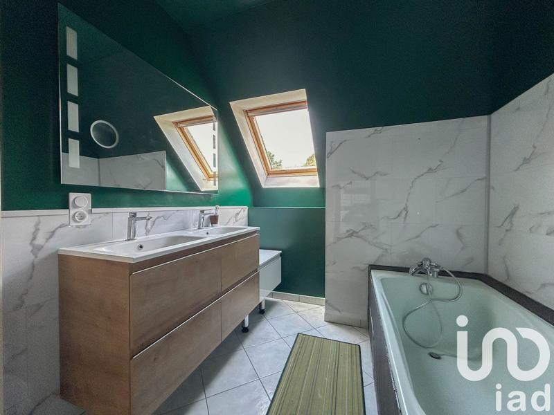 Maison - 150 m² - 8 pièces