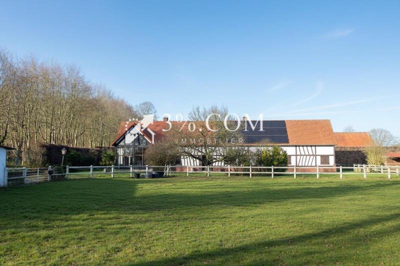 Propriété - 214 m² - 8 pièces