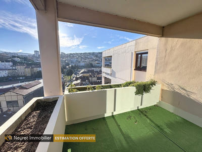 Appartement - 82 m² - 4 pièces